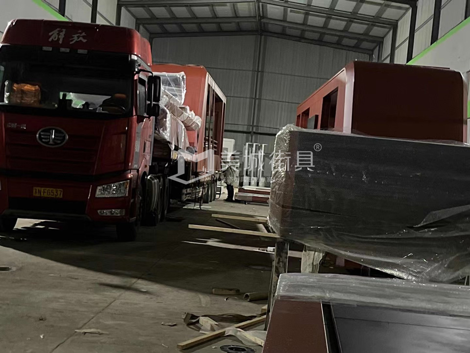 2022.10.6美城街具供應(yīng)忻州第二車、第三車候車亭發(fā)貨記錄