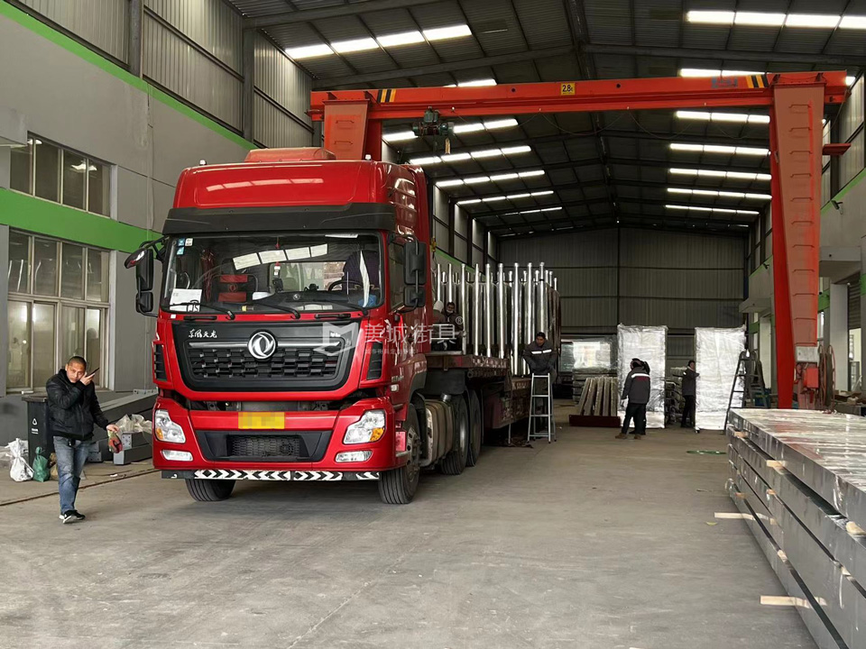 2023.2.2美城街具供應浙江德清公交候車亭發(fā)貨記錄 2023.2.2美城街具供應浙江德清公交候車亭發(fā)貨記錄